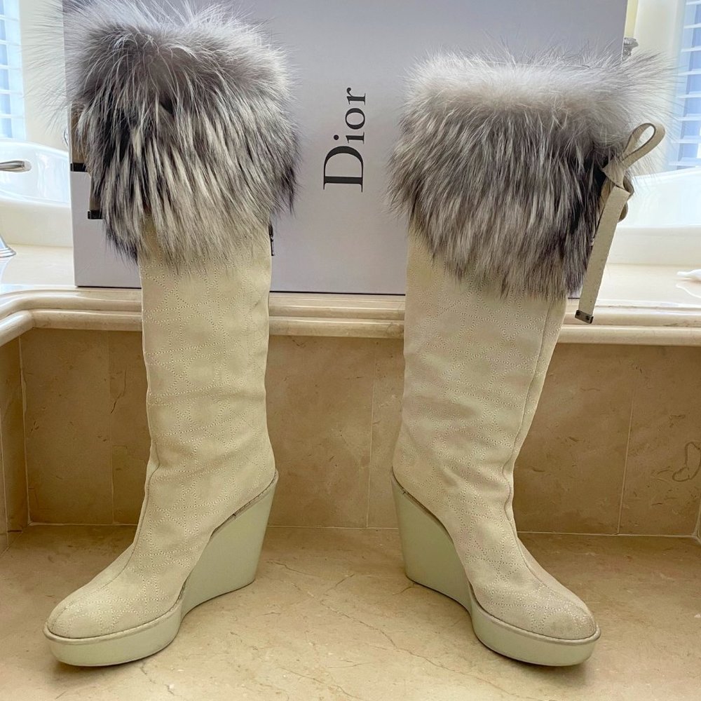 CHRISTIAN DIOR Beige Suede Fur Cannage Wedge Boots